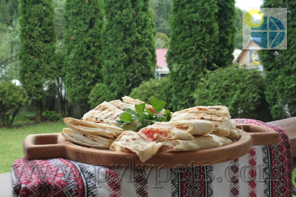 Пилипець.Ресторан Шипит Карпат